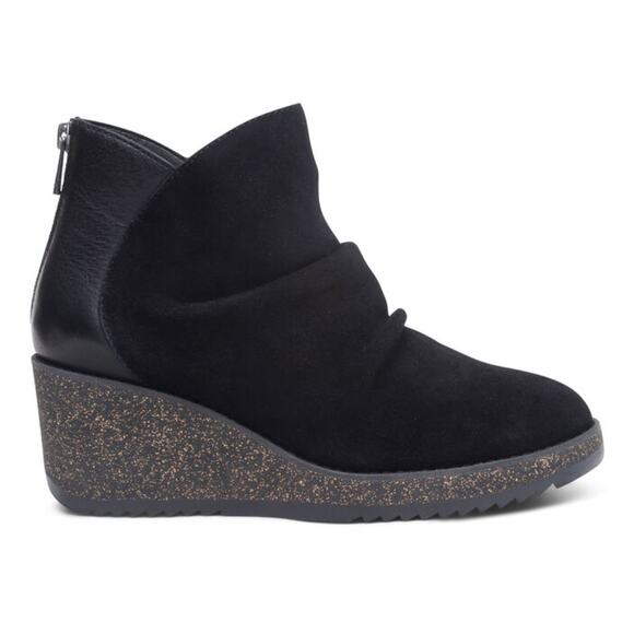 Aetrex Kara Ankle Wedge Boot Suede Leather Bootie | 38 EU (7.5-8) Black NEW - Picture 2 of 8